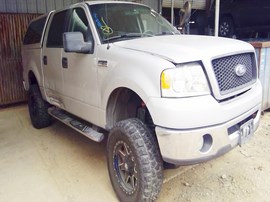 2006 FORD F150, SILVER, XLT MODEL, CREW CAB, 5.4L, 2WD,   F26357
